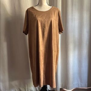 Chic Tan Short Sleeve Dress